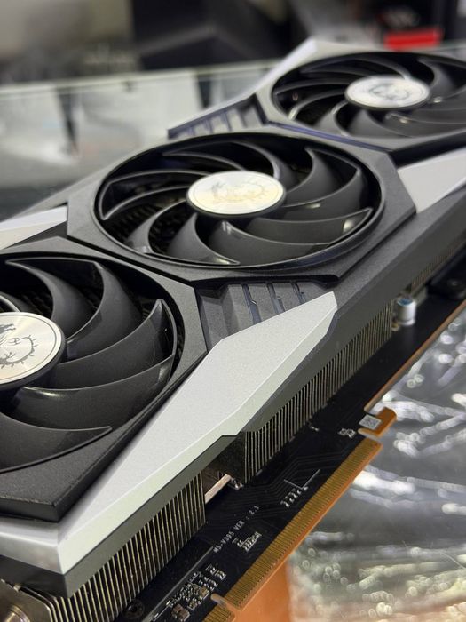 Radeon RX 6800 XT (MSI Gaming X Trio)