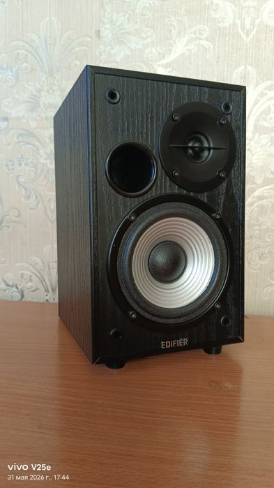 Колонки Edifier r980t