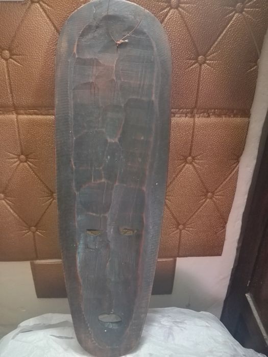 Маска за стена-дърворезба