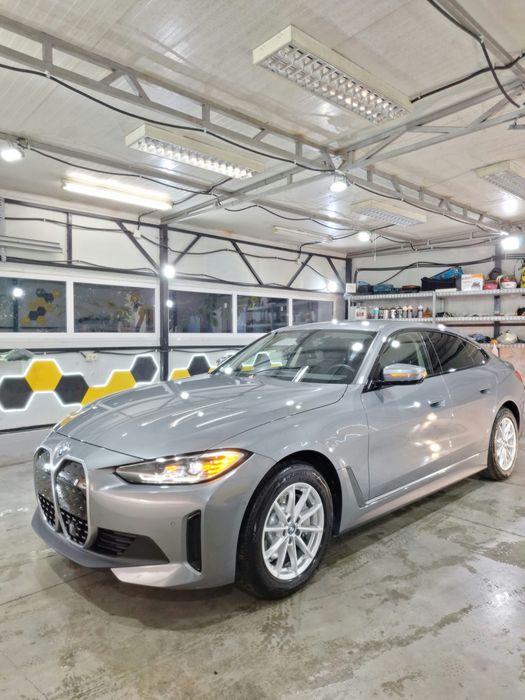 BMW i4 2023 — imagine 1