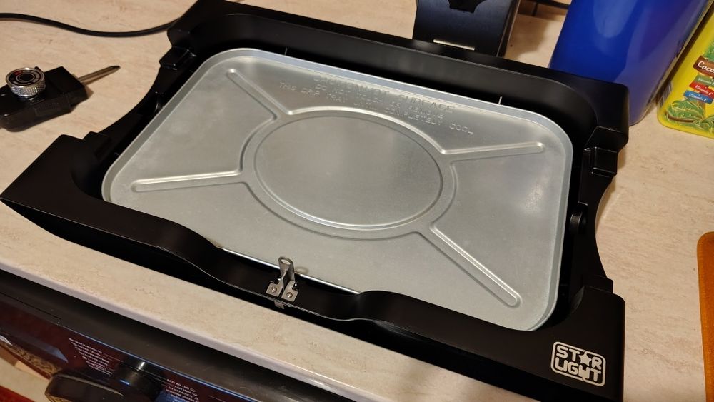 Gratar electric Star-Light EGB-2200W,  Temperatura reglabila, Negru