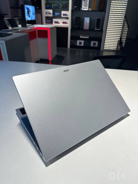 Ноутбук acer aspire lite