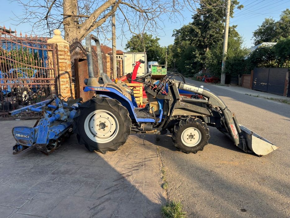 Tractor japonez Iseki Sial Hunter 213 cu încărcător frontal original