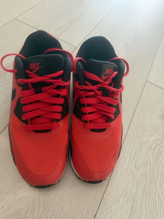 Adidasi dama Nike