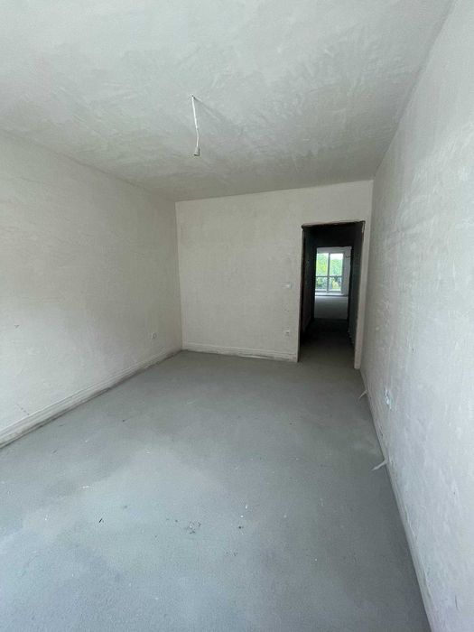 Продава се Двустаен апартамент в Пловдив, Южен - 76 кв.м за 1250 €/кв.м - Снимка #1