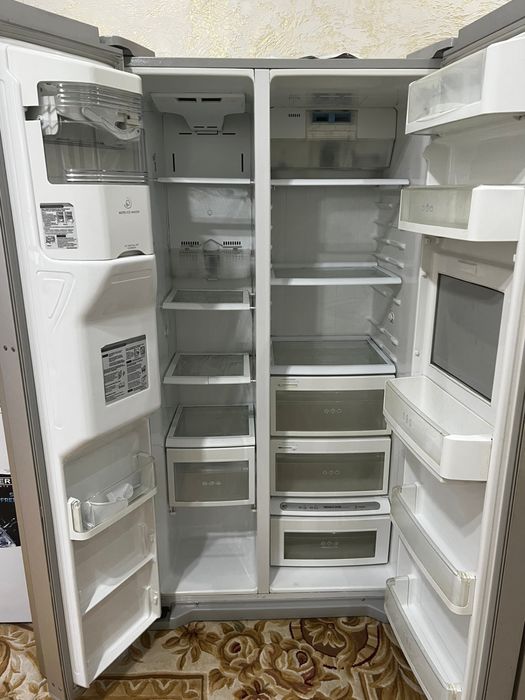 Продам холодильник LG Side by side г.Тараз