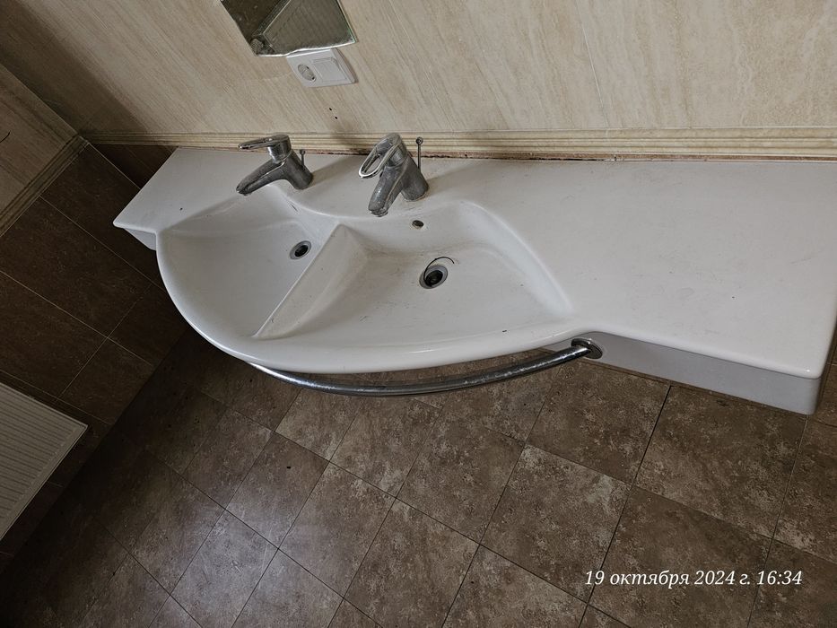 Ванна джакузи, раковина