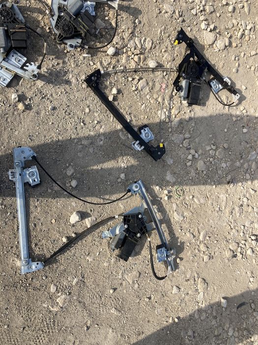 Ел механизми за Шкода Октавия 1