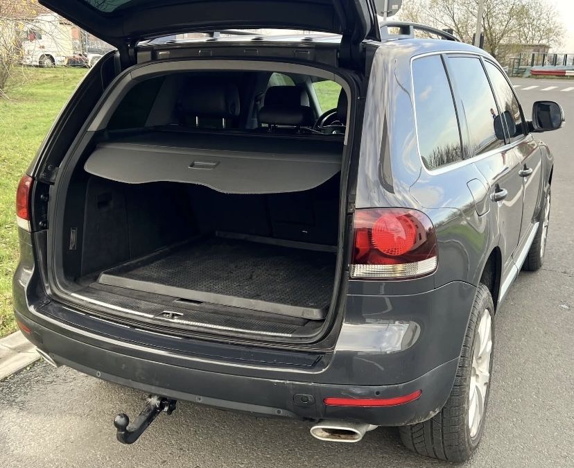 Vând Volkswagen Touareg Facelift Full Option, an 2009