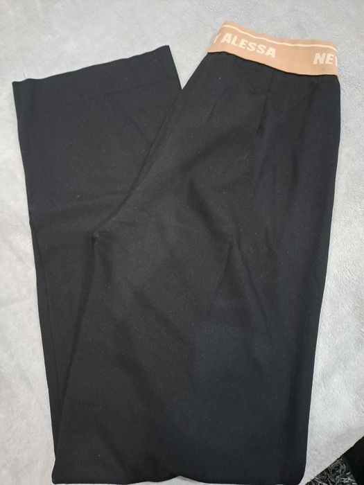 Дамски панталон на Алеса