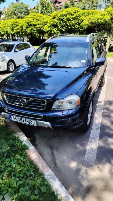 Vand Volvo XC90, 2013, 2.4 TDI, 7 locuri- starea tehnica excelentă.