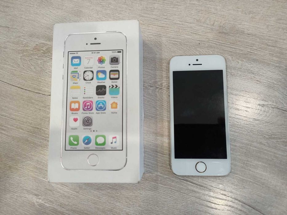 iPhone 5S Gold. Память 16 Gb.