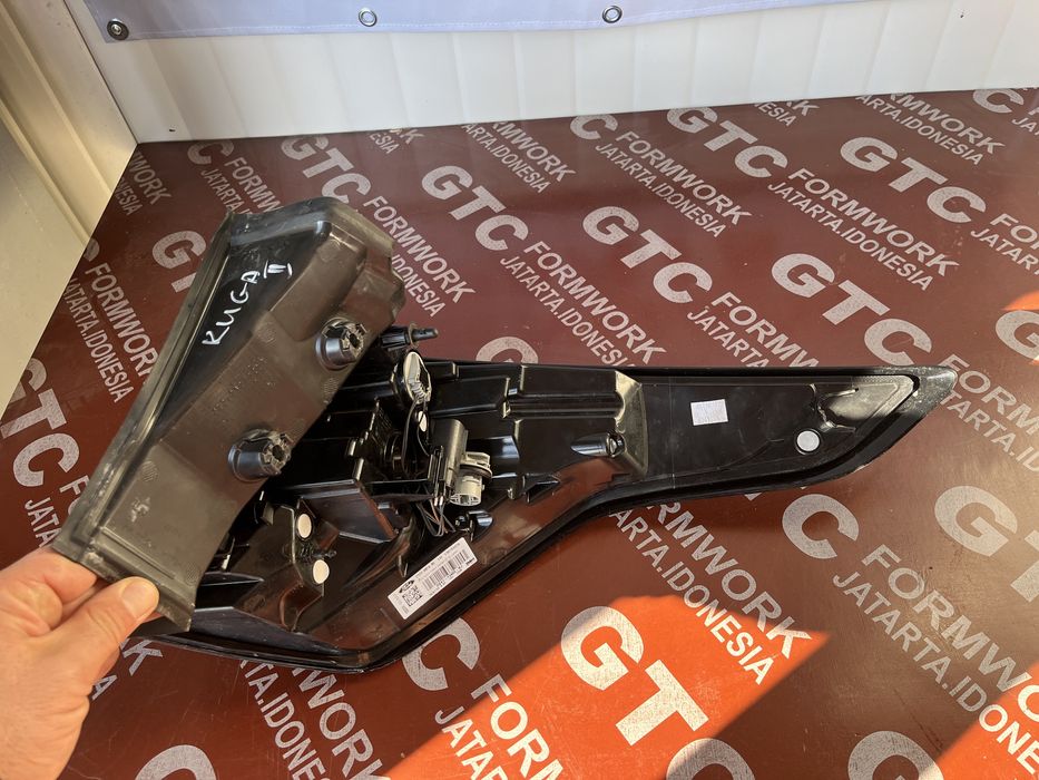 Стоп Ford Kuga 2016-