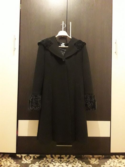 Продается зимное пальто б/у