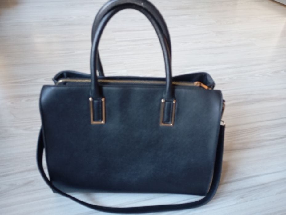 Дамска  черна чанта