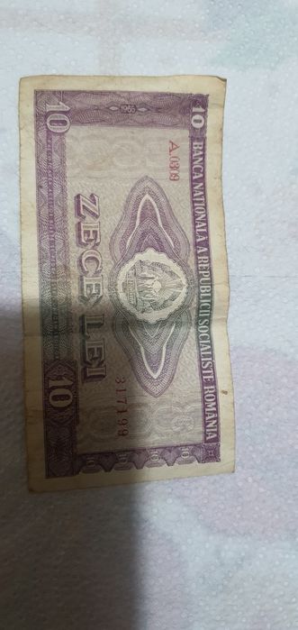 Bani vechi de vânzare