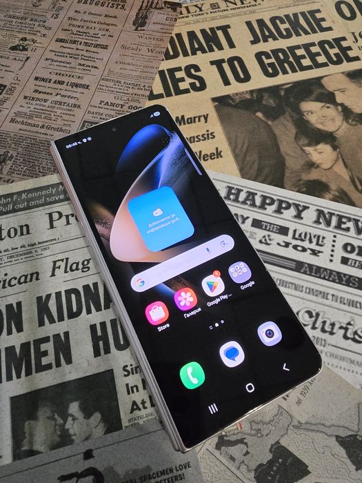 Samsung Z Fold 4 256GB/12GB