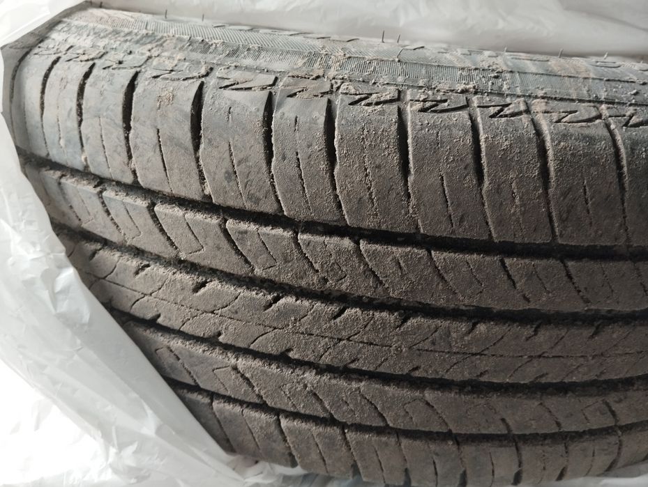 Продам резину в отличном состоянии 4 штуки размер R17.225/60