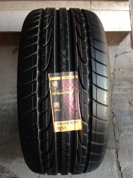 255/35Р20 Дънлоп 255 35 20 летни 255/35R20 DUNLOP 255/35/20 гума спорт