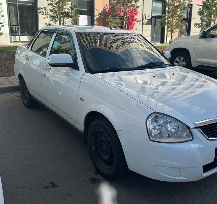 Сдам в аренду авто Приора  8000