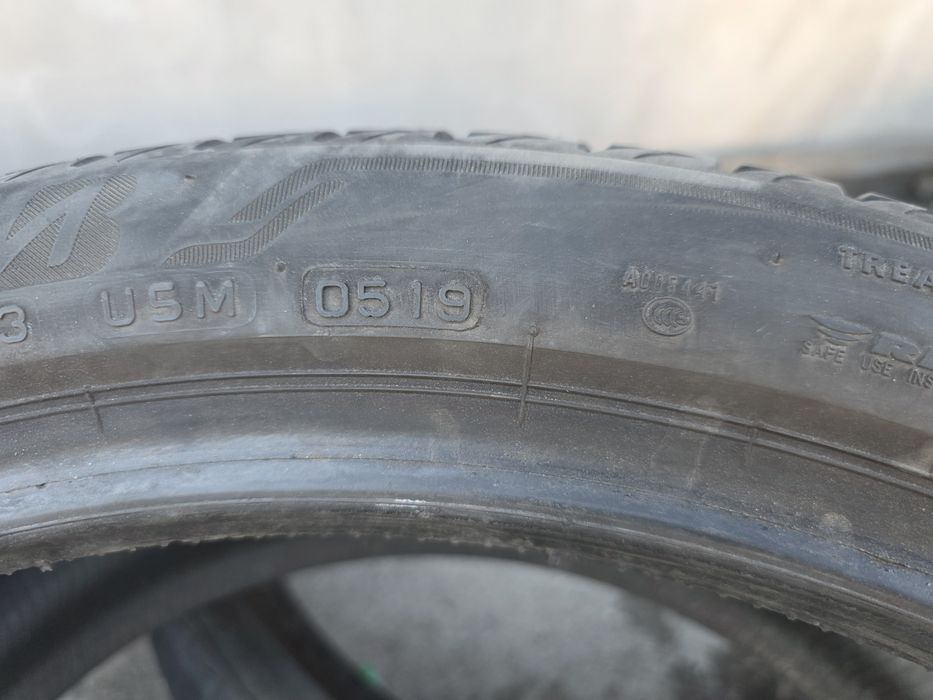 1бр Лятна гума 275 35 21 - Bridgestone Runflat