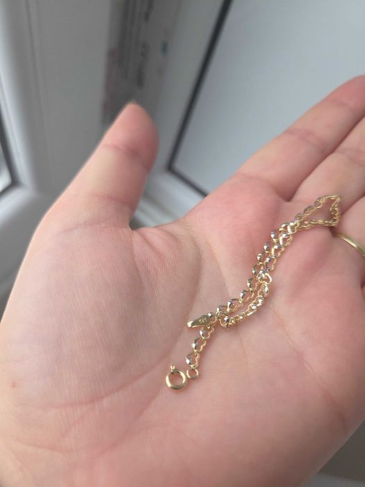 Bratara aur 585, nouă