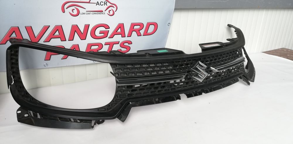 Маска/решетка Suzuki Ignis 3 2016- 3 броя