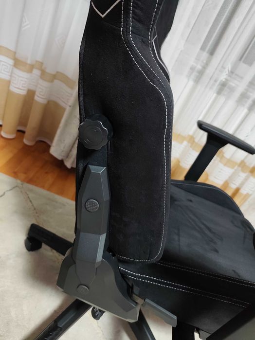 Scaun gaming 150Kg+Cadou memorii pc Savage HyperX gaming kit nou
