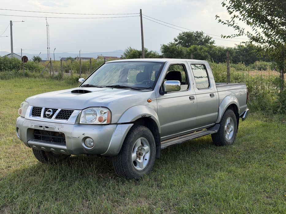 NISSAN Navara 2005