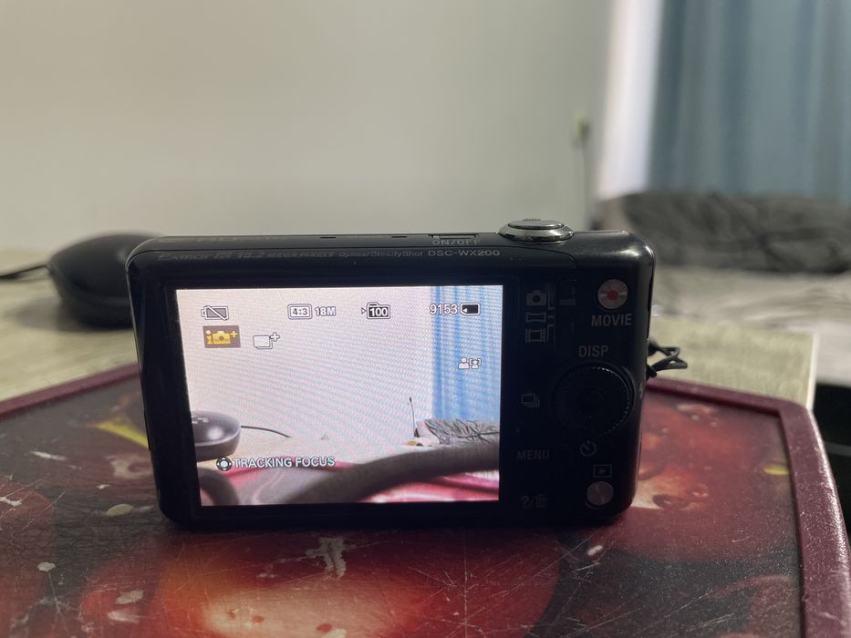 Продам камеру Sony Cybershot DSC-WX200