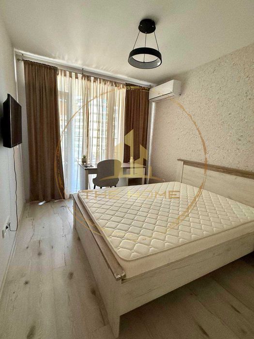 Дава се под наем Тристаен апартамент в Варна, Бриз - 100 кв.м за 1500 € - Снимка #7