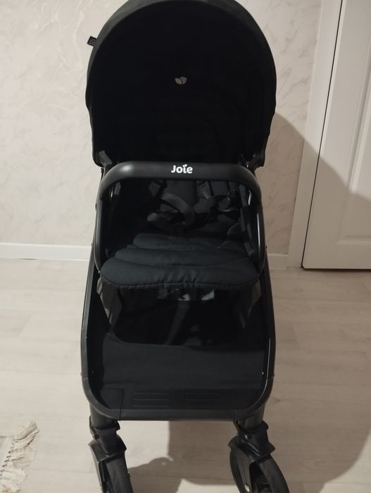 Коляска для близняшек