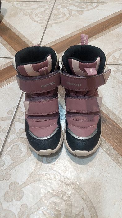 Продам зимний комплект на девочку