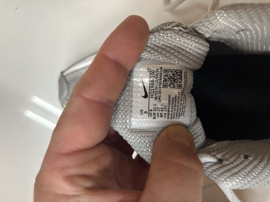 Продавам маратонки Nike