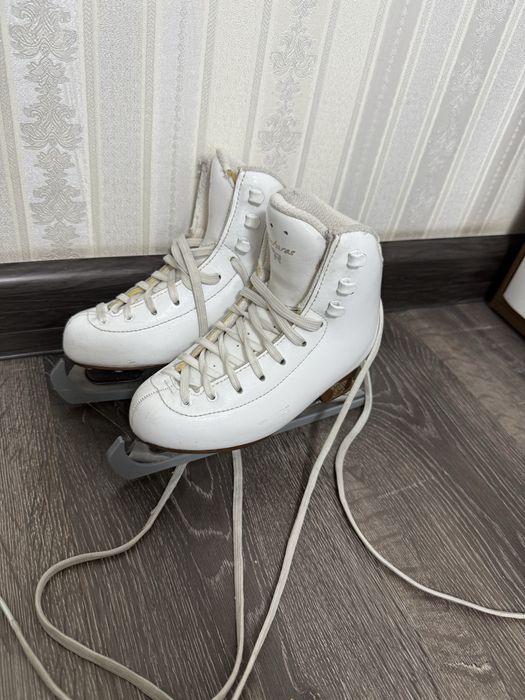 Продам коньки Risport Antares