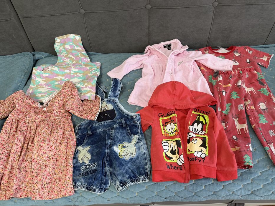 Отдам бесплатно вещи для девочки от 1 г