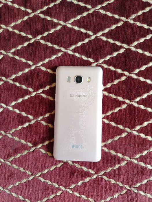 Самсунг Galaxy j5