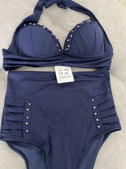 Продам купальник