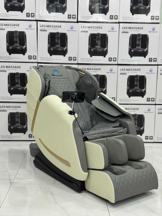 Renomax Кресло Массажер 3D с планшетом R-103