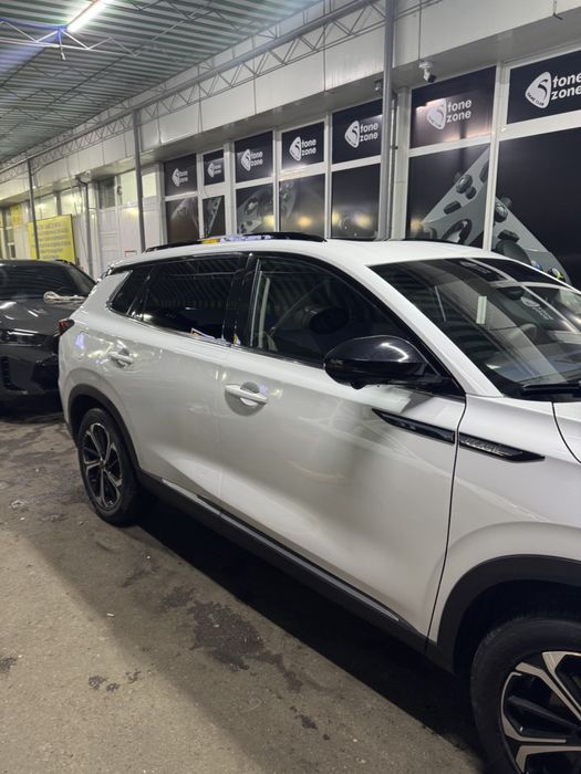 Донг фенг  сотилади 7 ўриндикли