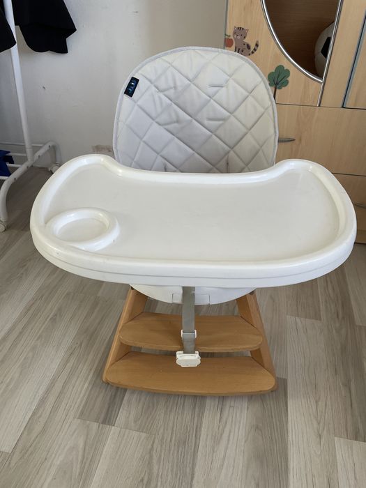 Scaun de masa juju eat and twist 3in1