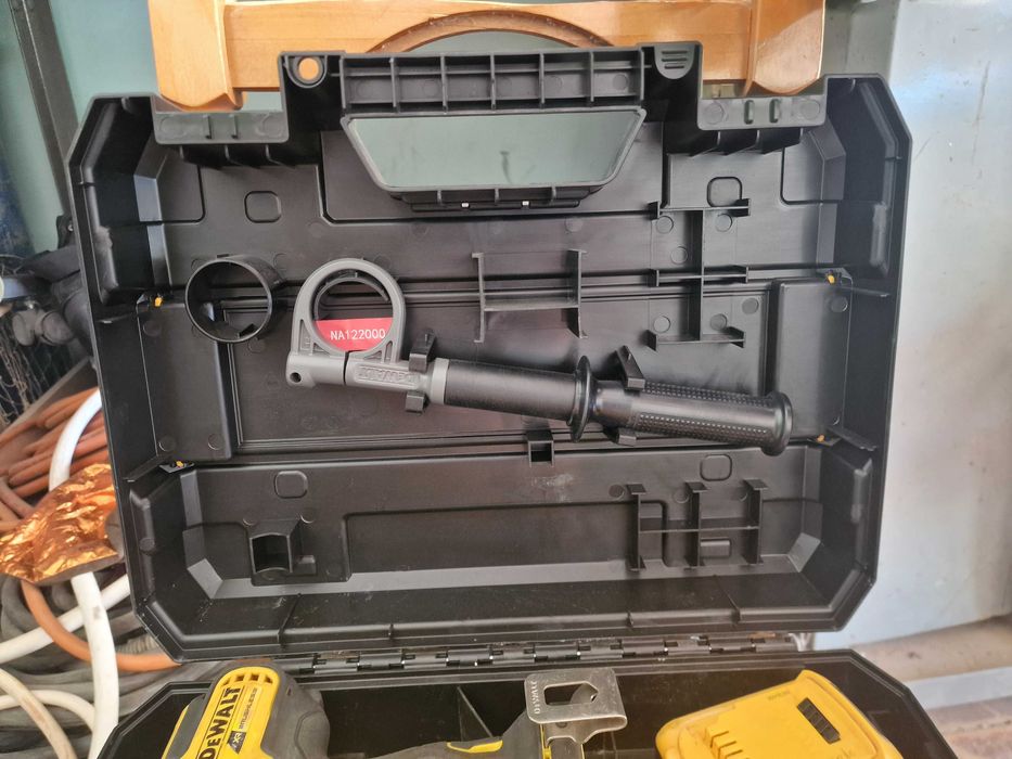 Продам шуроповерт Dewalt