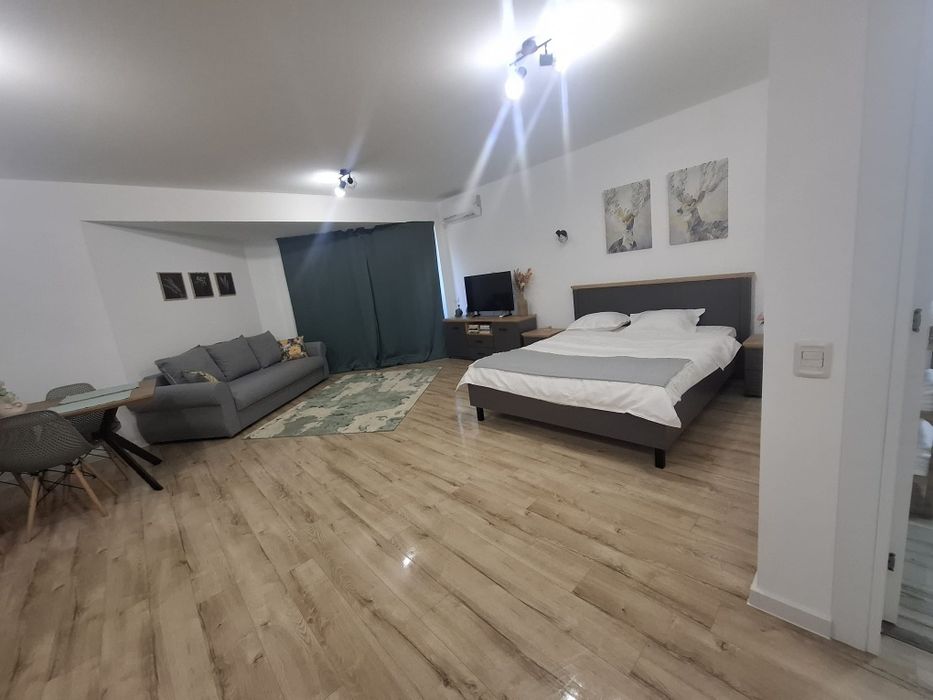 Firma curățenie MEMCLEANING