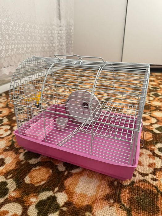 Продам клетки  для хомяков