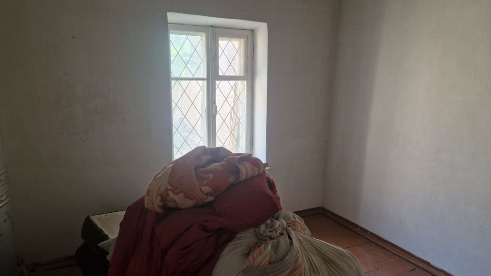 уй сатылады ул.лесхозная6 40-жыл мектеб касында29маршрут журеде