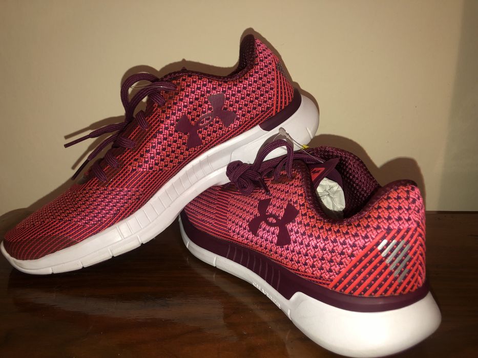 Дамски маратонки  Under armour