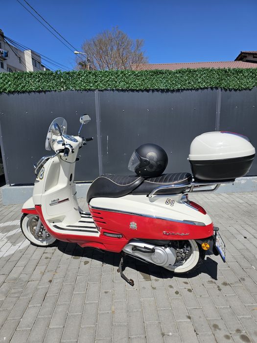 Scuter Peugeot Django 150cmc