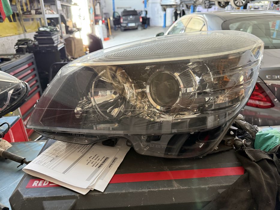 Фар ляв Мерцедес CLC