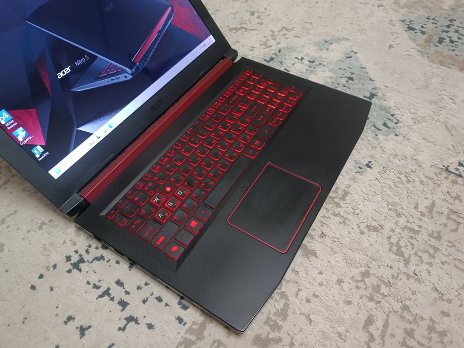 Acer Nitro 5 ноутбук