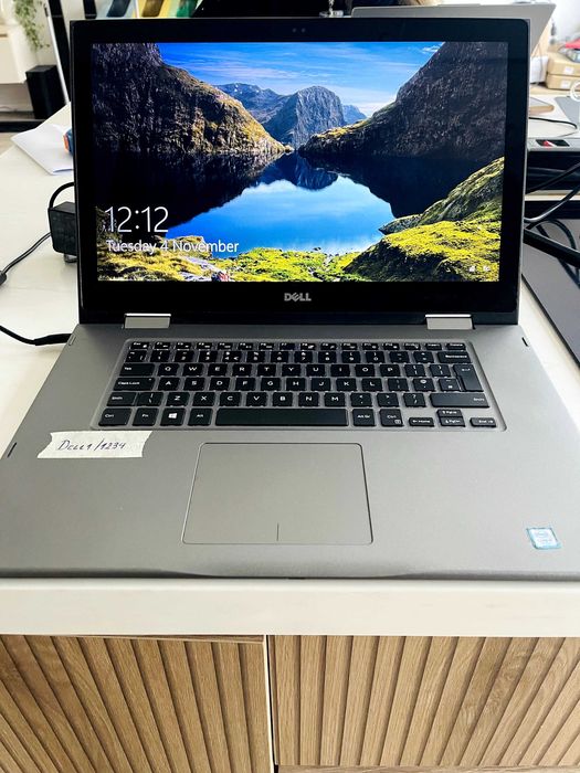 Laptop 2in1 Dell Inspiron 5578 Aspect 9/10 Functionalitate 10/10